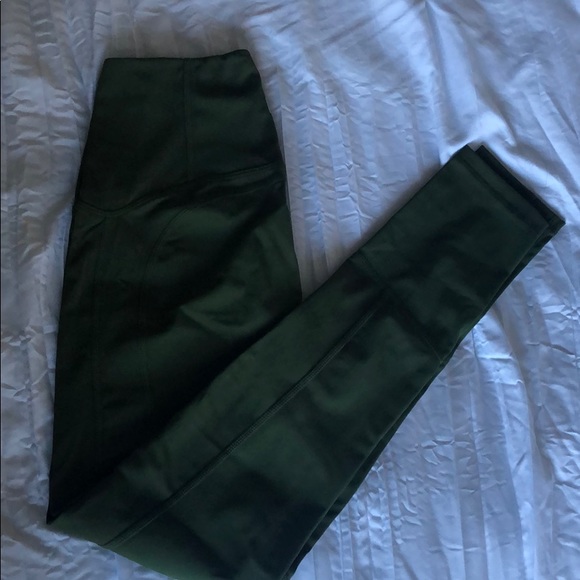 Buffbunny Ferrari Leggings 💚 - Picture 3 of 5